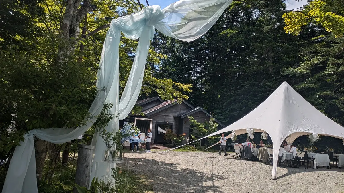 Au depart Cinq fersで結婚式