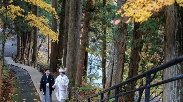 戸隠神社宿坊 御宿 諏訪の写真 5（撮影: Producer’s Wedding　熊谷麻里子）