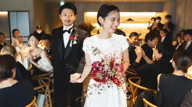 CRAZY WEDDINGの写真 4